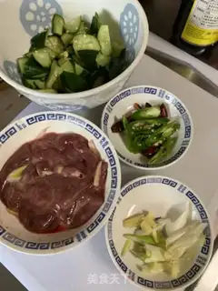 Make cucumber fried liver step 0