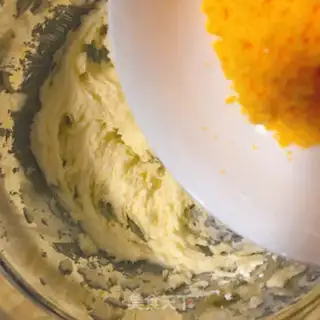 Make Caramel cranberry Madeleine step 0