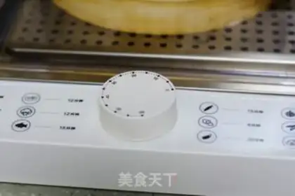 Make Potato-coloured buns step 12