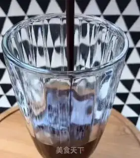 Make Chocolate strawberry yogurt step 5