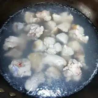 Make Red burning pig hoof step 1