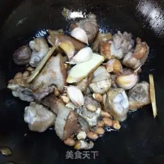 Make Red burning pig hoof step 6