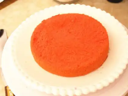 Make Strawberry chili cake step 13