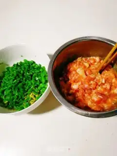 Make Four season bean pork buns step 4