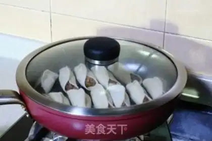 Make Beef pan sticker step 22