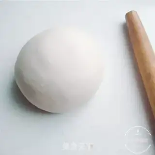 Make Four season bean pork buns step 7