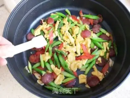 Make Weed sausages, duck eggs step 9