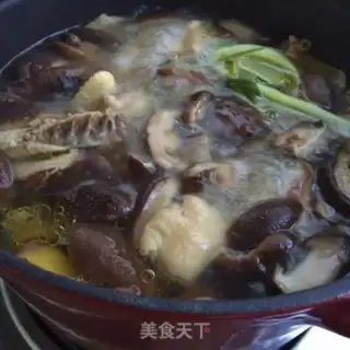 Make Fresh chicken soup of mushrooms step 7