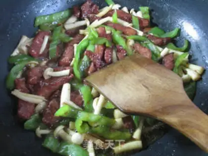 Make Pepper seafood mushrooms step 6