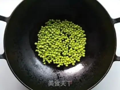 Make Sweet pea fried chicken step 5