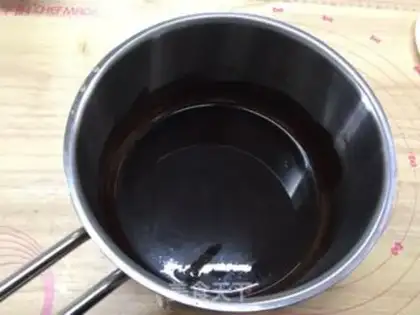 Make Black drill bean toast step 11
