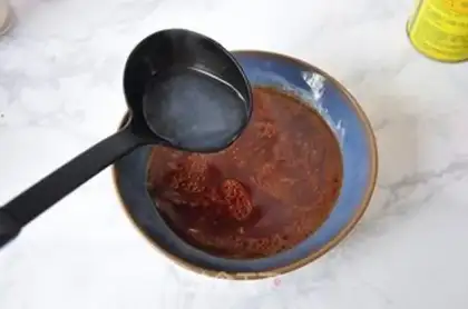 Make Sour spicy. Soup noodles step 5