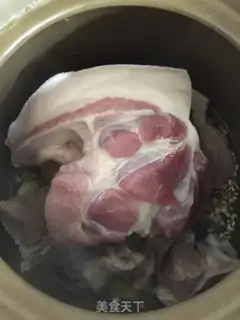 Make Lazy people cut meat in white step 1