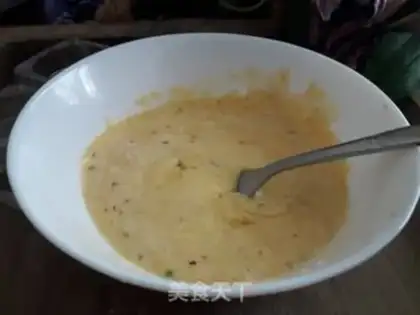 Make Wearing eggs and bean slag step 3