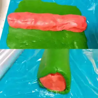 Make Watermelon cookies step 5