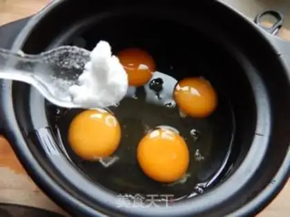 Make Spinach eggs step 4