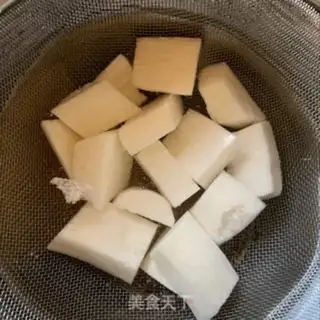 Make Pork soup step 1