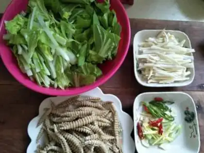 Make Seafood mushroom cabbage roll step 0