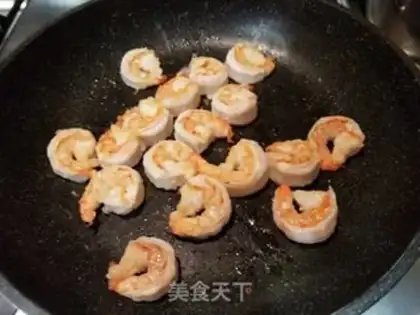Make Shrimp fried water powder step 5