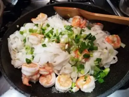 Make Shrimp fried water powder step 8