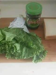 Make A simple sandwich step 0