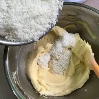 Make Coconut step 4