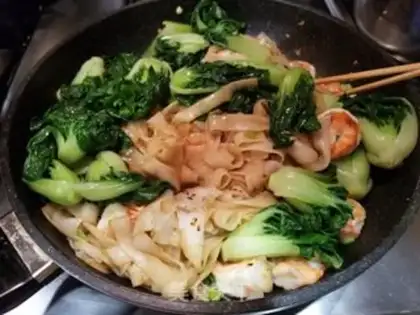 Make Shrimp fried water powder step 11