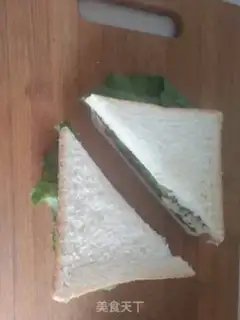 Make A simple sandwich step 3