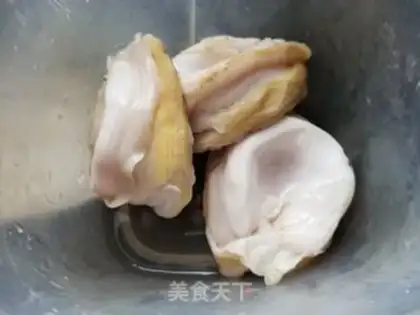 Make Three fresh soups for the potion step 1