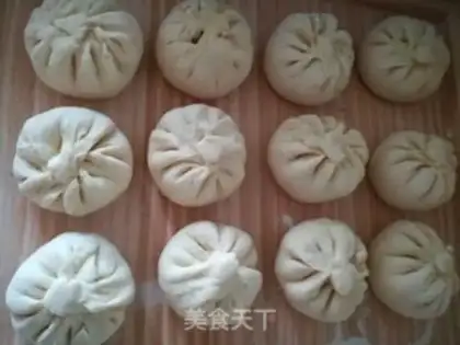 Make Sailor bun step 2