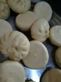 Make Sailor bun step 3
