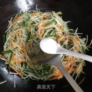Make Carrot sprouts step 5