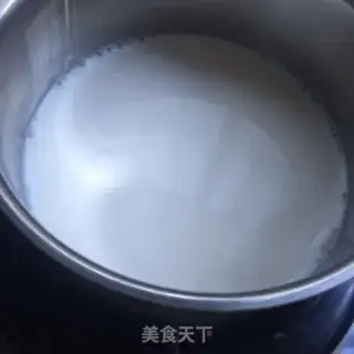 Make Black sesame milk oatmeal step 2