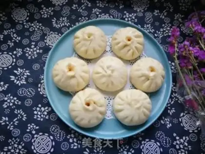 Make Onion buns step 19