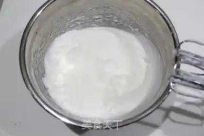 Make Cherry cake rolls step 13