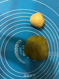 Make Monkey shape cookies step 5