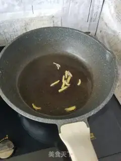 Make Toads with mushroom potatoes step 2