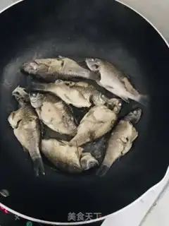 Make Squid soup step 1