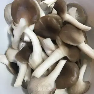 Make Jelly tofu mushroom soup step 0