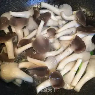 Make Jelly tofu mushroom soup step 4