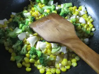 Make Pyramid broccoli step 6