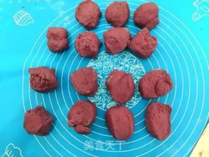 Make A cute little hedgehog step 6