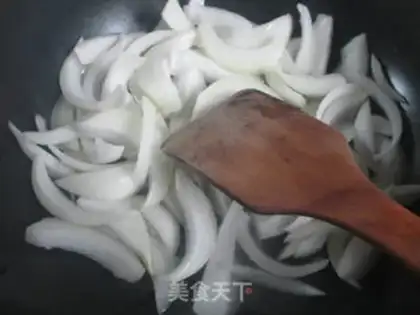 Make White onions step 4