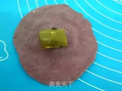 Make A cute little hedgehog step 10