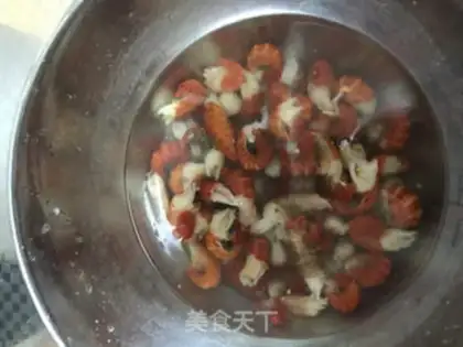 Make Spicy little lobster tail step 0