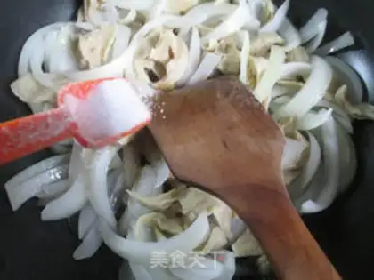 Make White onions step 9