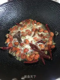 Make Spicy little lobster tail step 3