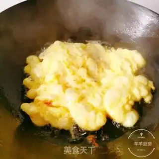 Make Peppers fried eggs step 4