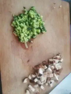 Make cucumber arctic shrimp congee step 0