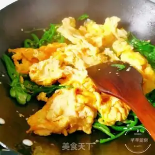 Make Peppers fried eggs step 9